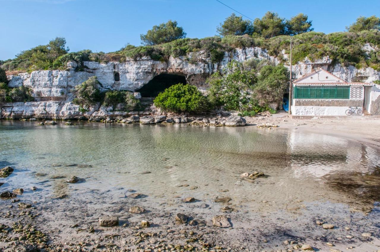 Hostal Xuroy Cala Alcaufar Eksteriør bilde