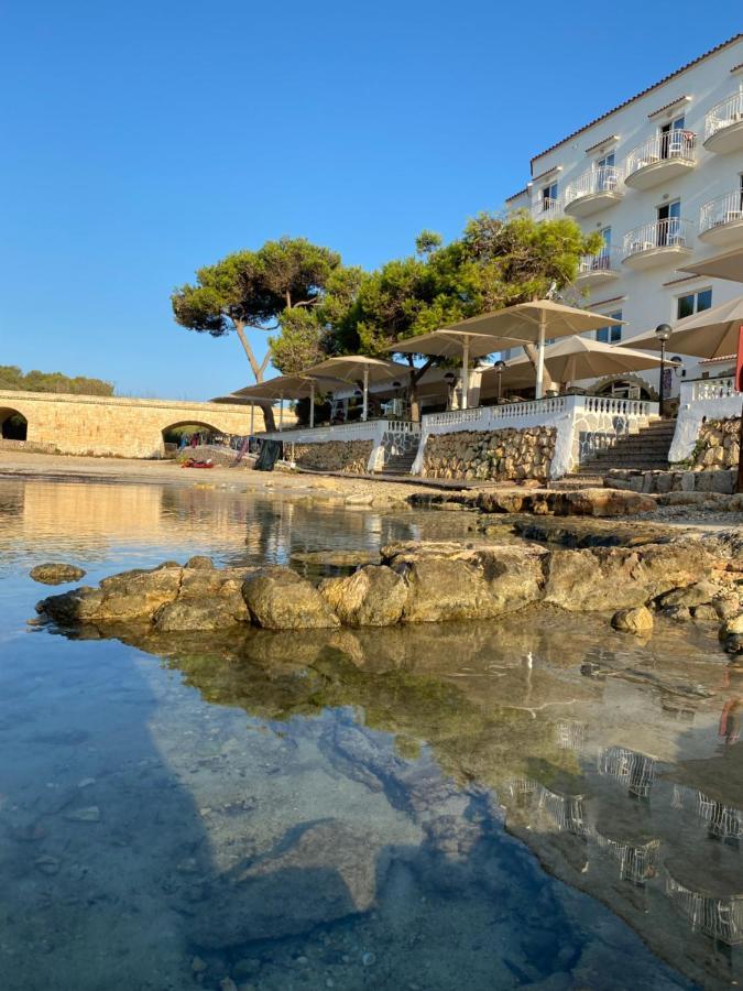 Hostal Xuroy Cala Alcaufar Eksteriør bilde