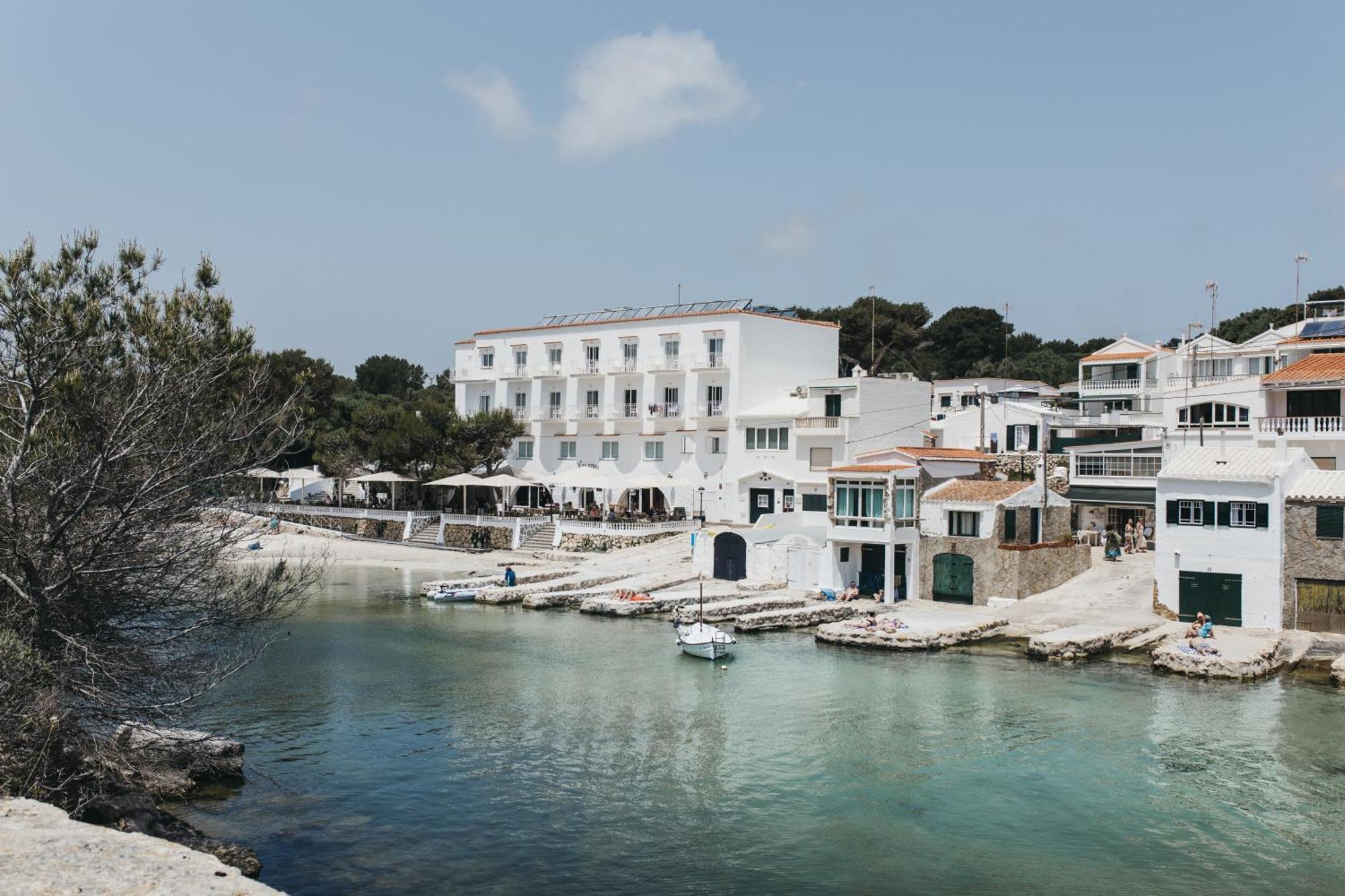 Hostal Xuroy Cala Alcaufar Eksteriør bilde