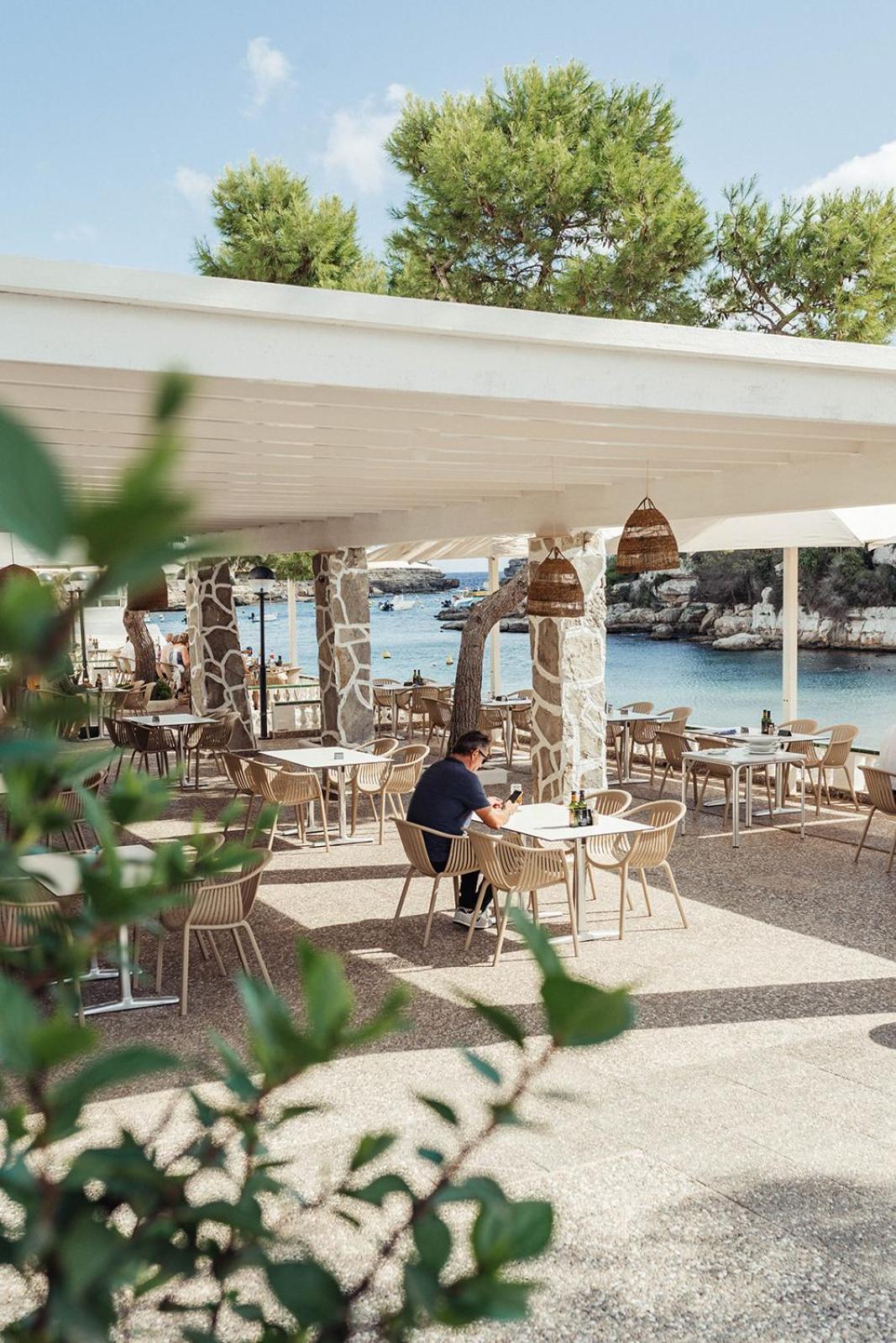 Hostal Xuroy Cala Alcaufar Eksteriør bilde